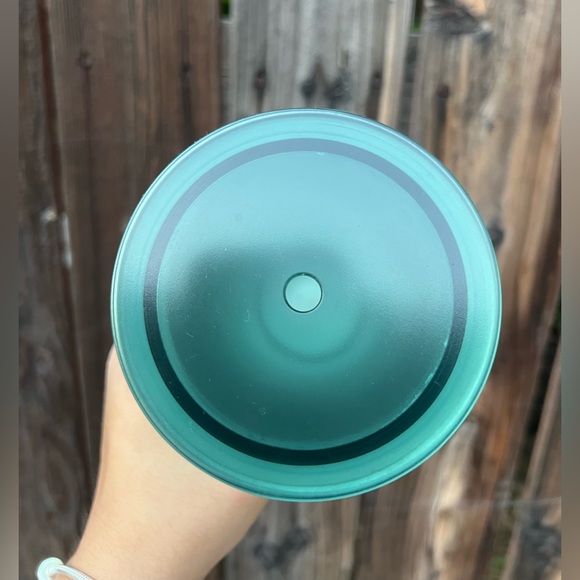 STARBUCKS 2022 Stainless Green SIREN TAIL Mermaid Scales 24oz Tumbler Cold Cup - Picture 3 of 3